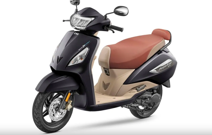carandbike's tweet photo. .@tvsmotorcompany has launched a new #Jupiter ZX variant of its popular 110 cc scooter, which comes with the #SmartXonnect app, featuring Bluetooth Connectivity and Voice Assist function.
All details here: https://t.co/Zo9592wfGo https://t.co/3TU732yhlQ