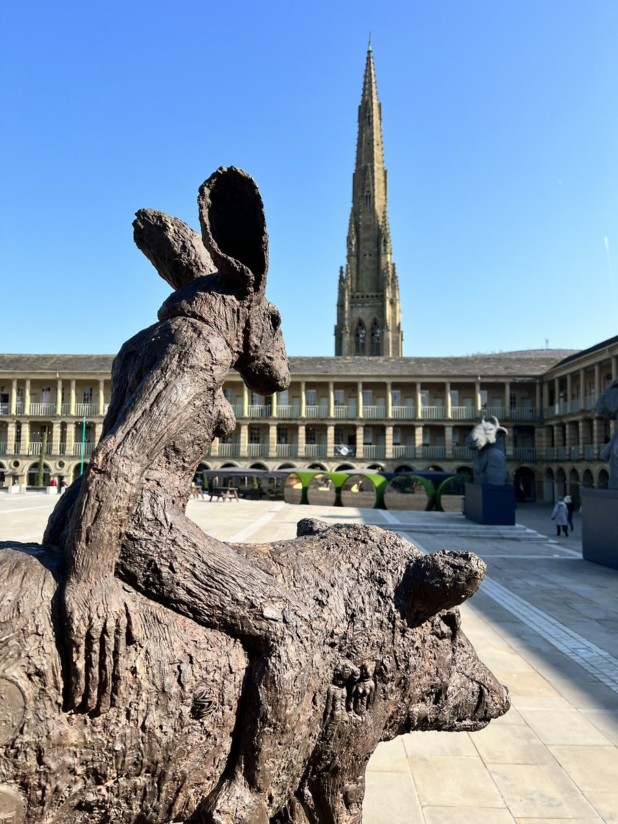 The Piece Hall tweet media