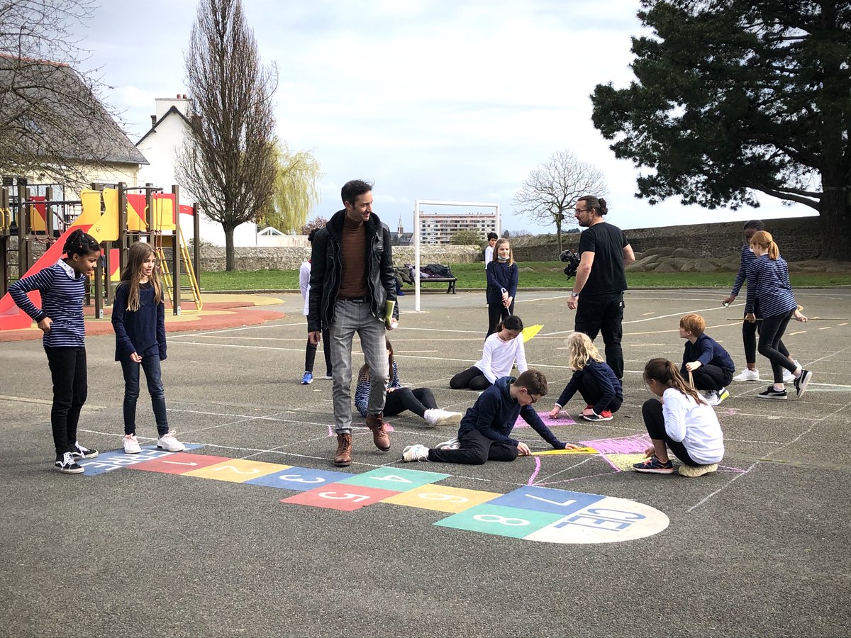 Lara Thomas (@larathomas42) on Twitter photo 3ème projet #DanseTesMaths ! Challenge réussi : en une semaine, ateliers de danse & géométrie, tournage sur le lieu de la villa Rohannec'h à Saint-Brieuc avec les élèves de CM1-CM2 de l'école Les Merles.
Hâte de partager le film fini !!
#SDM2022 <a href="/LTDSciences/">LE TEMPS DES SCIENCES</a> #lesmathsenforme 3ème projet #DanseTesMaths ! Challenge réussi : en une semaine, ateliers de danse & géométrie, tournage sur le lieu de la villa Rohannec'h à Saint-Brieuc avec les élèves de CM1-CM2 de l'école Les Merles.
Hâte de partager le film fini !!
#SDM2022 <a href="/LTDSciences/">LE TEMPS DES SCIENCES</a> #lesmathsenforme
