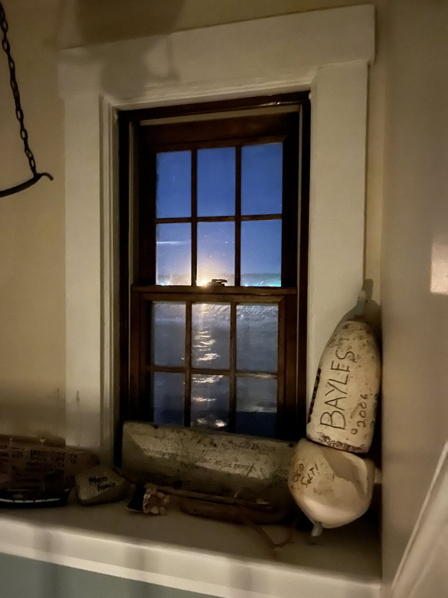 adam_bartow's tweet photo. What year am I in? #lighthouselife #maine https://t.co/01pqbCpRxd