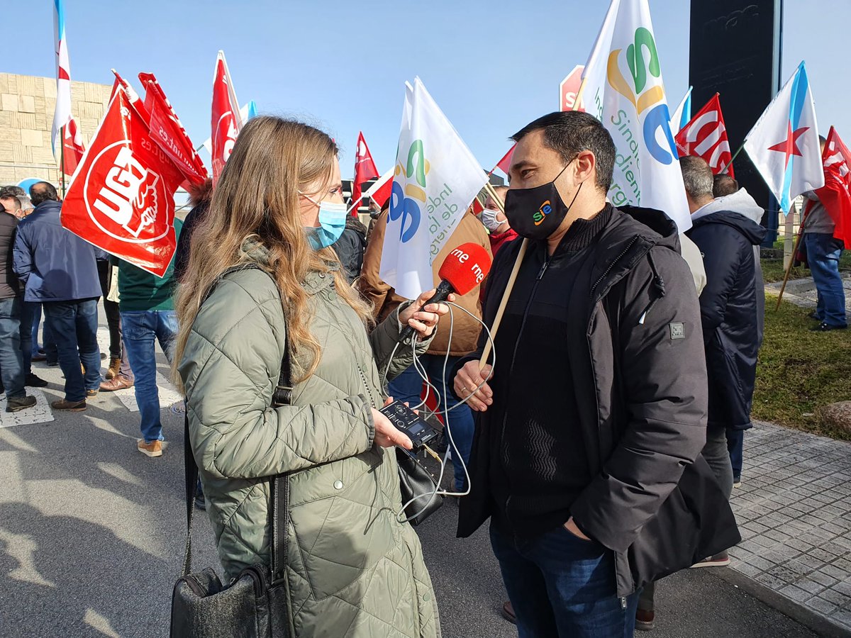 SieNaturgy's tweet photo. Algunos momentos en las manifestaciones de hoy.

#SIENaturgy https://t.co/rVJLf6RULR