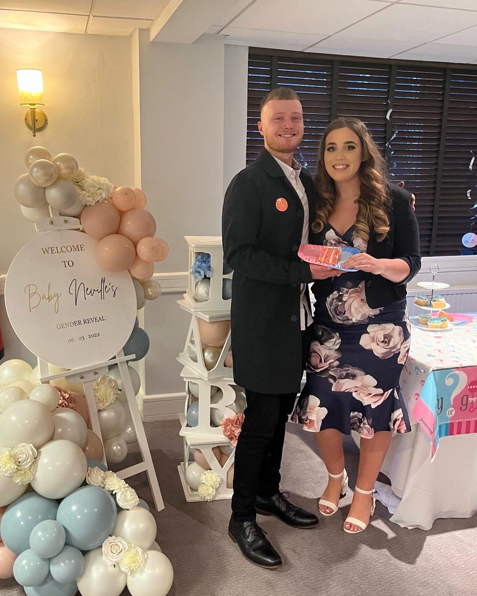 keelsx__'s tweet photo. This year could not get any better 💍👶🏻💖 https://t.co/lXAddjlsKM