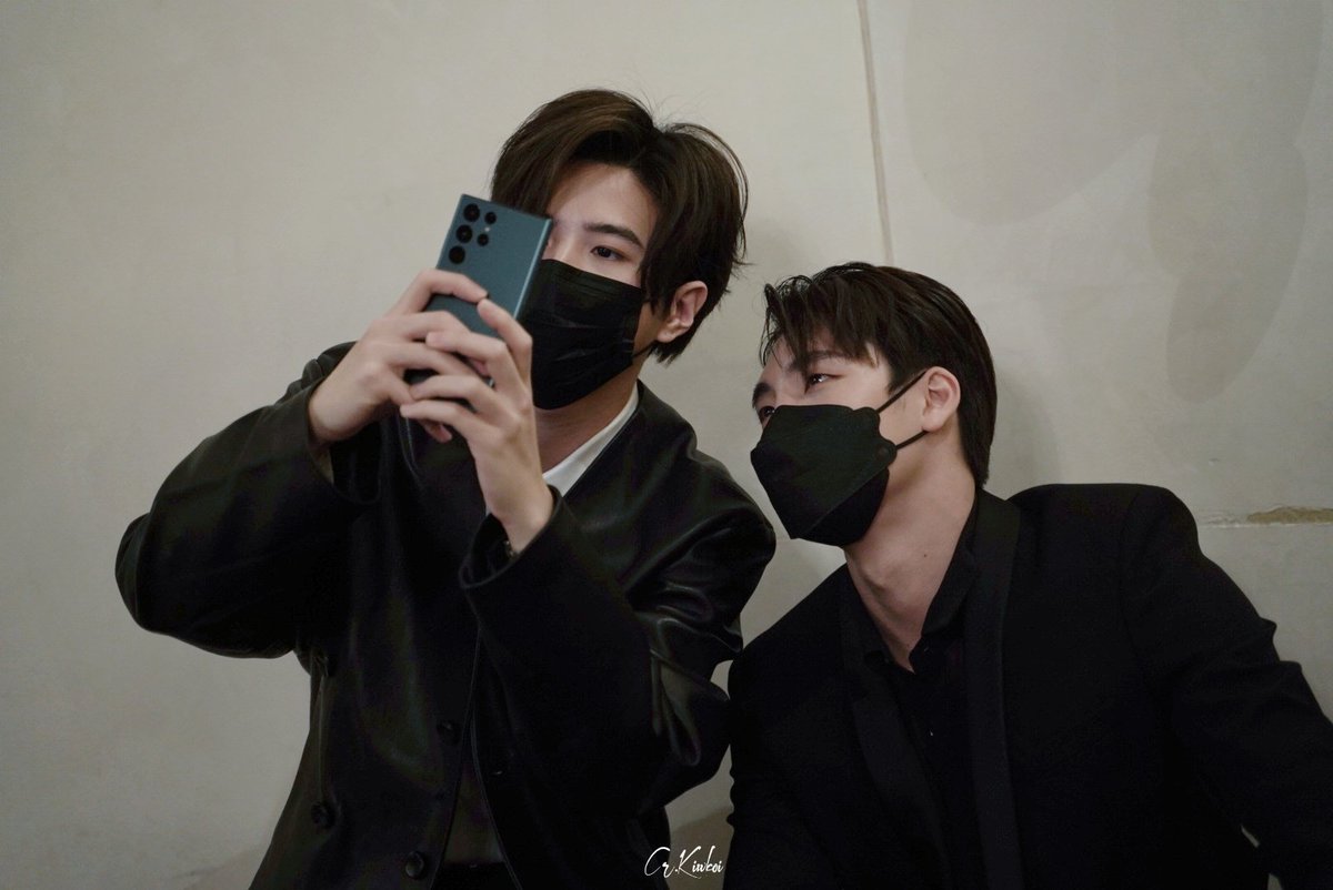kiwkoii's tweet photo. เค้ามาให้กำลังใจกันแหละ
#Meanphiravich
#คนของแปลน
#พี่นาค3 https://t.co/ZC4hWHeV1f