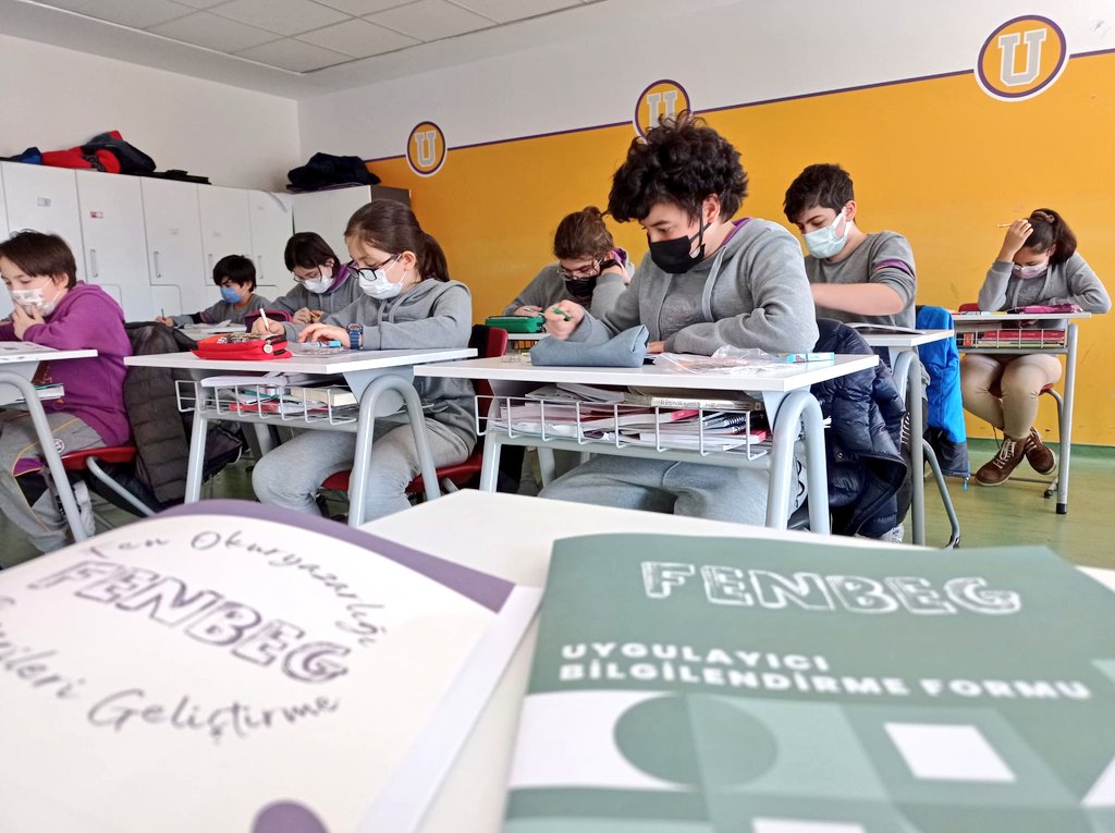 Fen okuryazarılığını ölçmek amacı ile daha çok üst düzey düşünme becerilerine odaklanan Ortaokul öğrencilerimiz, Fen bilimleri dersi kazanımları üzerine kurulan FENBEG uygulamasını deneyimlediler. 🔝💯🤓 #UğurluOlmak