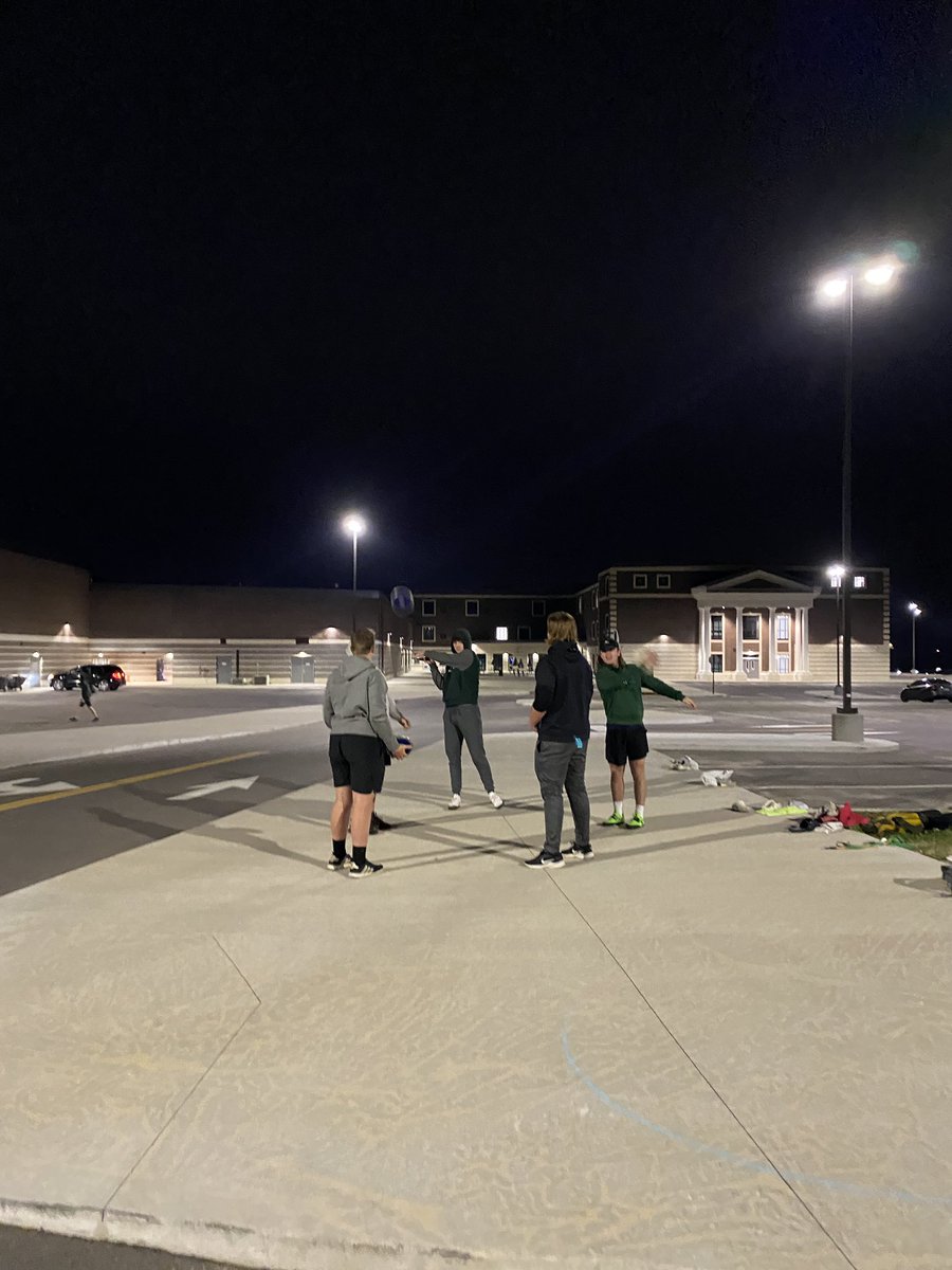 JoshuaLMcMillan's tweet photo. It was a little warmer this morning, so we changed plans and did an impromptu outside practice. Working on spinning in the ring and release angle. First meet this week. #HawkEm #PuttingThatWorkIn #DaylightSavingTookOurSun https://t.co/8xKBZVTZPm