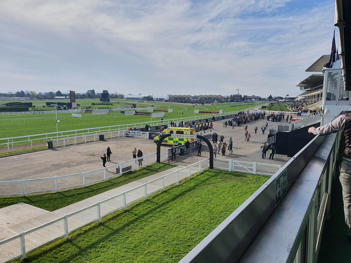 jbray73's tweet photo. 🏇 Great to be back 🏇 https://t.co/Ab9ts3x9FS