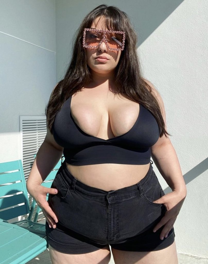 GeiserErica's tweet image. Randomly feeling good