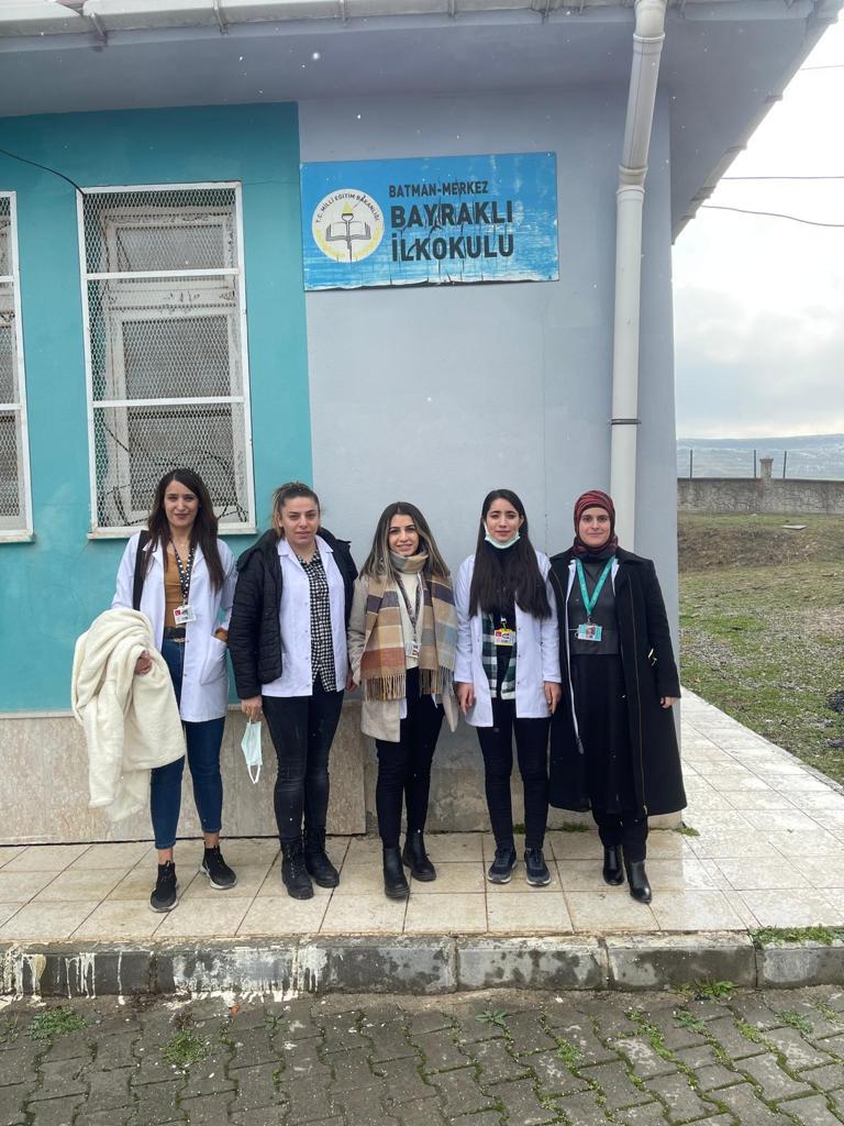 Bıçakçı ve Bayraklı ilkokullarında Merkez Tsm’ye bağlı Tilmerc Sağlıklı Hayat Merkezi Okul Sağlığı Birimi tarafından işitme tarama testi yapıldı