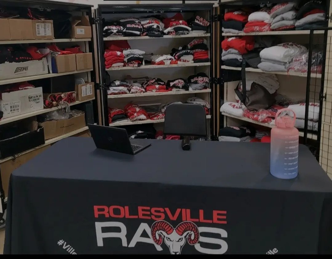 rolesvilleac1's tweet photo. Pop-Up Merchandise Sale tomorrow from 11am-1pm inside the school - stocked for spring sports with all sizes & some limited hats!⚽️⚾️🥎⛳️🎾📣
#VILLESIDE #myrolesville https://t.co/ovIy3ExGQc