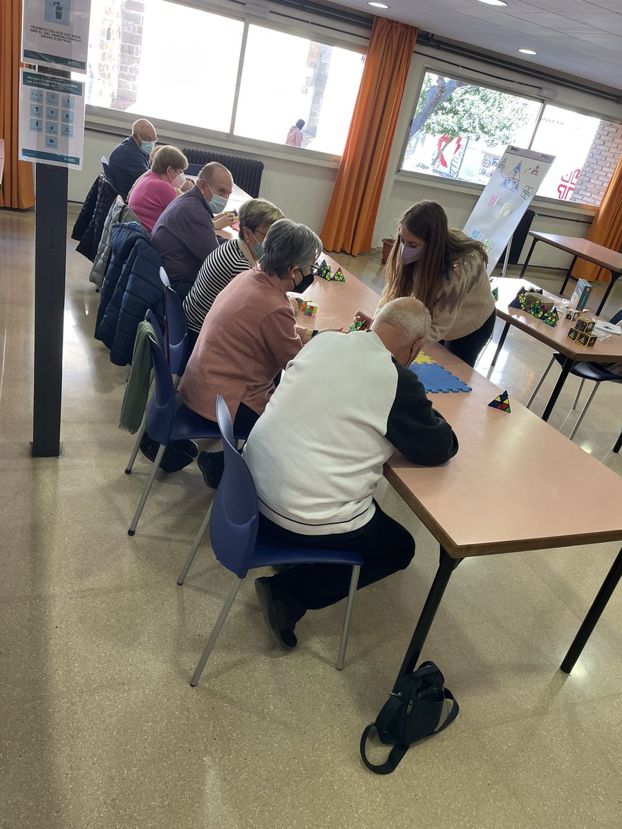 acciocivicat's tweet photo. El Govern ha aprovat el nou Decret dels equipaments cívics i comunitaris que configura un model d’equipament que dona resposta a les noves realitats i necessitats, polivalent, intergeneracional i intercultural

➡️https://t.co/jG9va0HP5O https://t.co/sbAAMrx47h