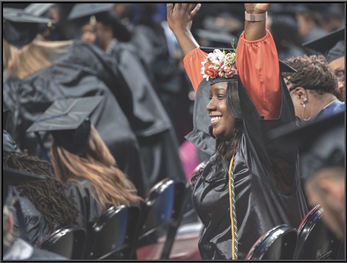 MTCAlum's tweet photo. Join the 2022 Graduate Class Giving Campaign 👐. Graduates are encouraged to support scholarships for future students with a gift of $22 or more. To thank you, the Alumni Association will give you a philanthropy cord to wear at commencement! Give today ➡️ https://t.co/b0x6AzonN2 https://t.co/jUl8NMDfq3