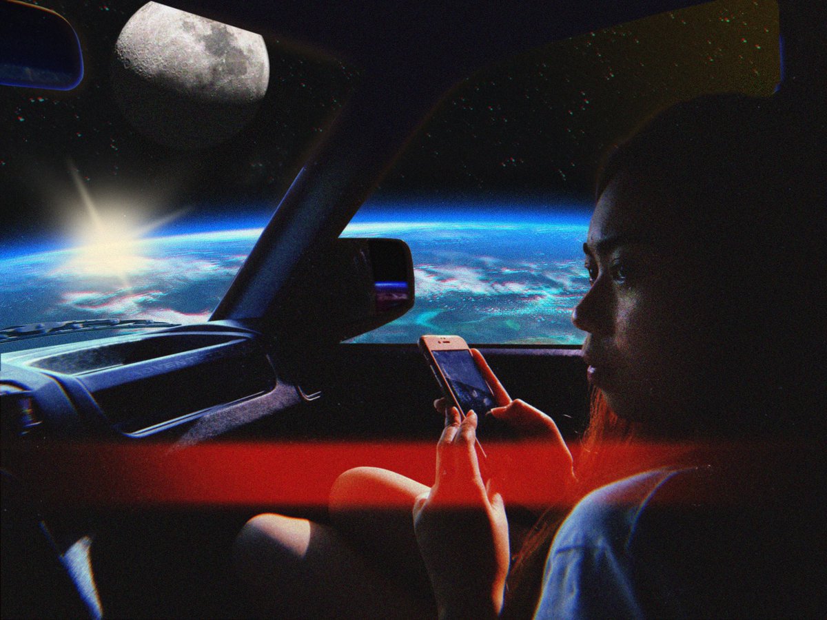 TheLawRoseAhh's tweet photo. I’ll fly ü to the moon 🌘✨ https://t.co/5oIo6hrHR8