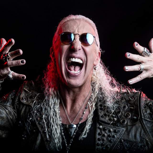 Happy birthday DEE SNIDER (67)!

What\s your favorite TWISTED SISTER album?

Top 3 songs? 
