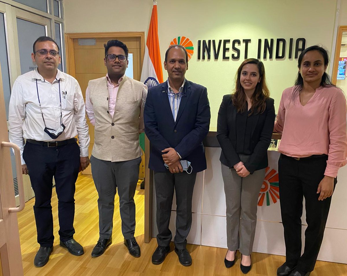 investindia's tweet photo. Team @investindia met Mr. Prasad Shivalkar and Mr. Gyanendra Misra from Teva API India Pvt. Ltd to discuss their #NewIndia operations & future investment opportunities.
#InvestIndia #InvestInIndia #Pharmaceuticals #PharmaSector #TevaAPI @MoHFW_INDIA @Pharmadept https://t.co/ZshcsgGuvl