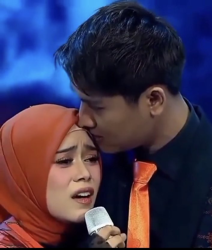 DeviRuwaida's tweet photo. Si cantik n kasep ku #LeslardiShopee
Ahhh
Bahagiaaa https://t.co/LzlxqUK9pa