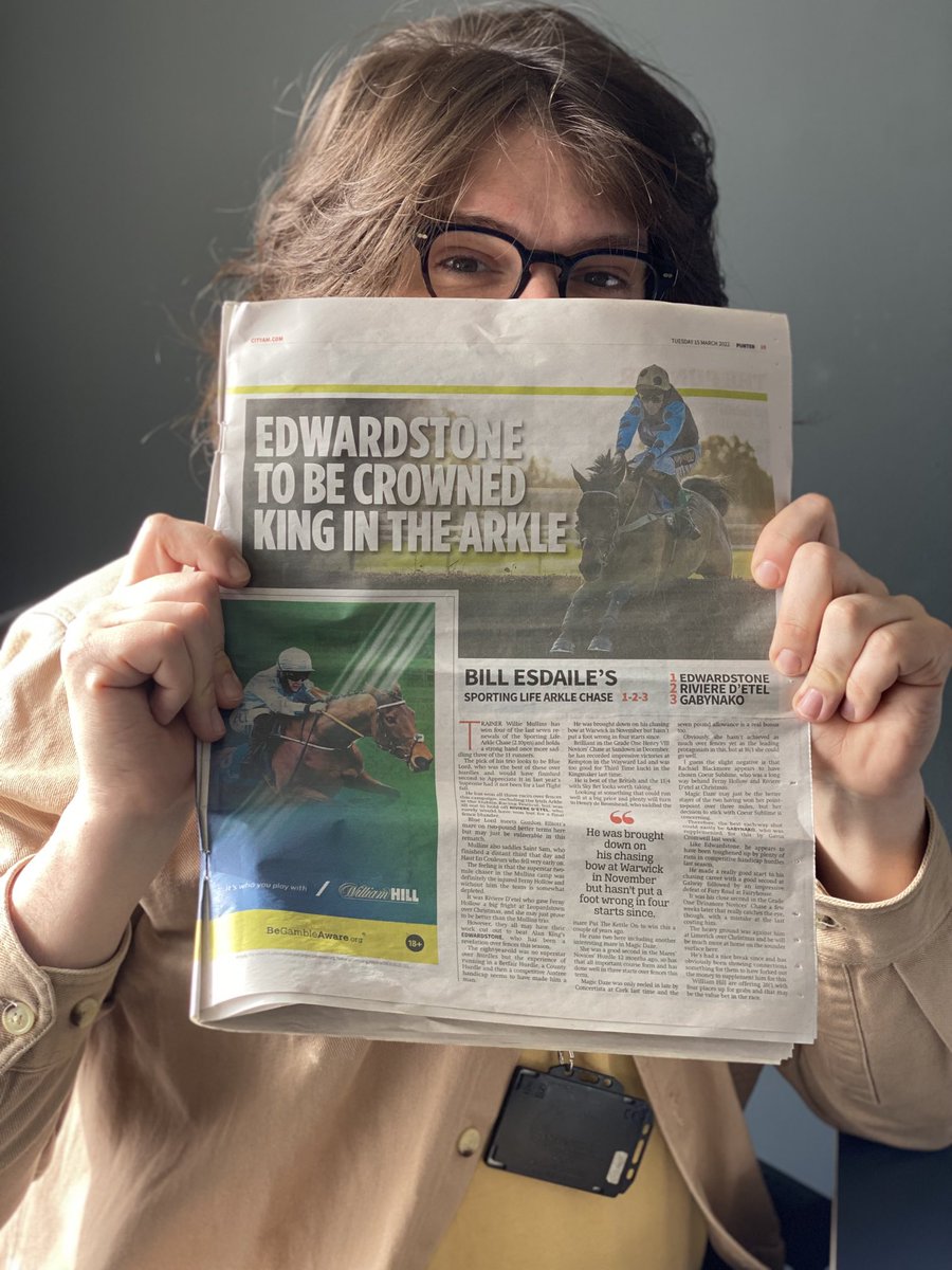 ⁦@MrEdwardStone⁩ good luck at Cheltenham this afternoon 🏇#GiddyUp ⁦<a href="/SimmonsSchmid/">Simmons x Schmid</a>⁩