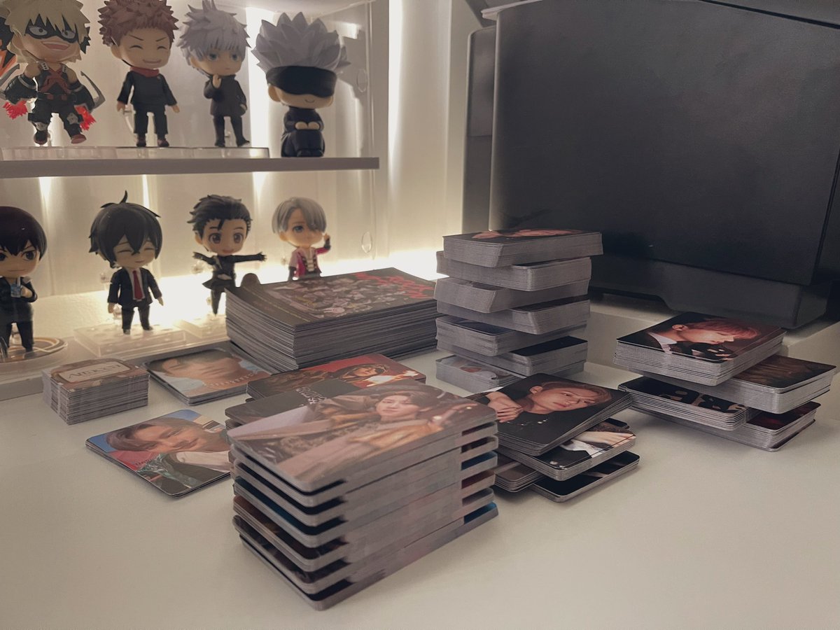 monayprints's tweet photo. Hello! 

I’m closing my small printing biz this april/may and I need to get rid of all my remaining materials 🥺🙇🏻‍♀️

I’m offering discounted rates for Stickers and Photocards!

Just DM me 😗 no rush orders please hehe!

Thank youuuuu 🙇🏻‍♀️🤍 https://t.co/OA76CnXQjs
