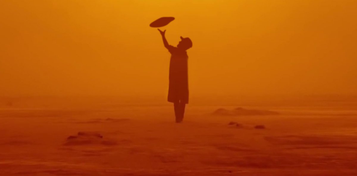 Plan de Martes Locos: peli, pizza y polvazo sahariano 

#PolvoSahariano #Calima #MadMax