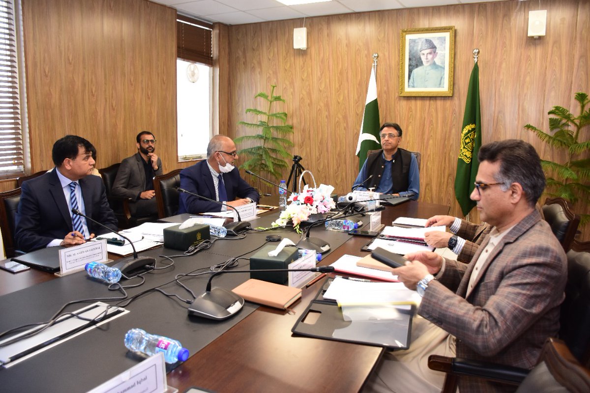 PlanComPakistan's tweet photo. The Governing Council of #PBS unanimously approved the change of base of Trade Indices from (1990-1991) to (2017-18) today.

United Nations Statistics Division has already commended the initiative taken by @PakStat &amp; endorsed the proposed methodology of #rebasing #TradeStatistics https://t.co/inu9DN4zaV