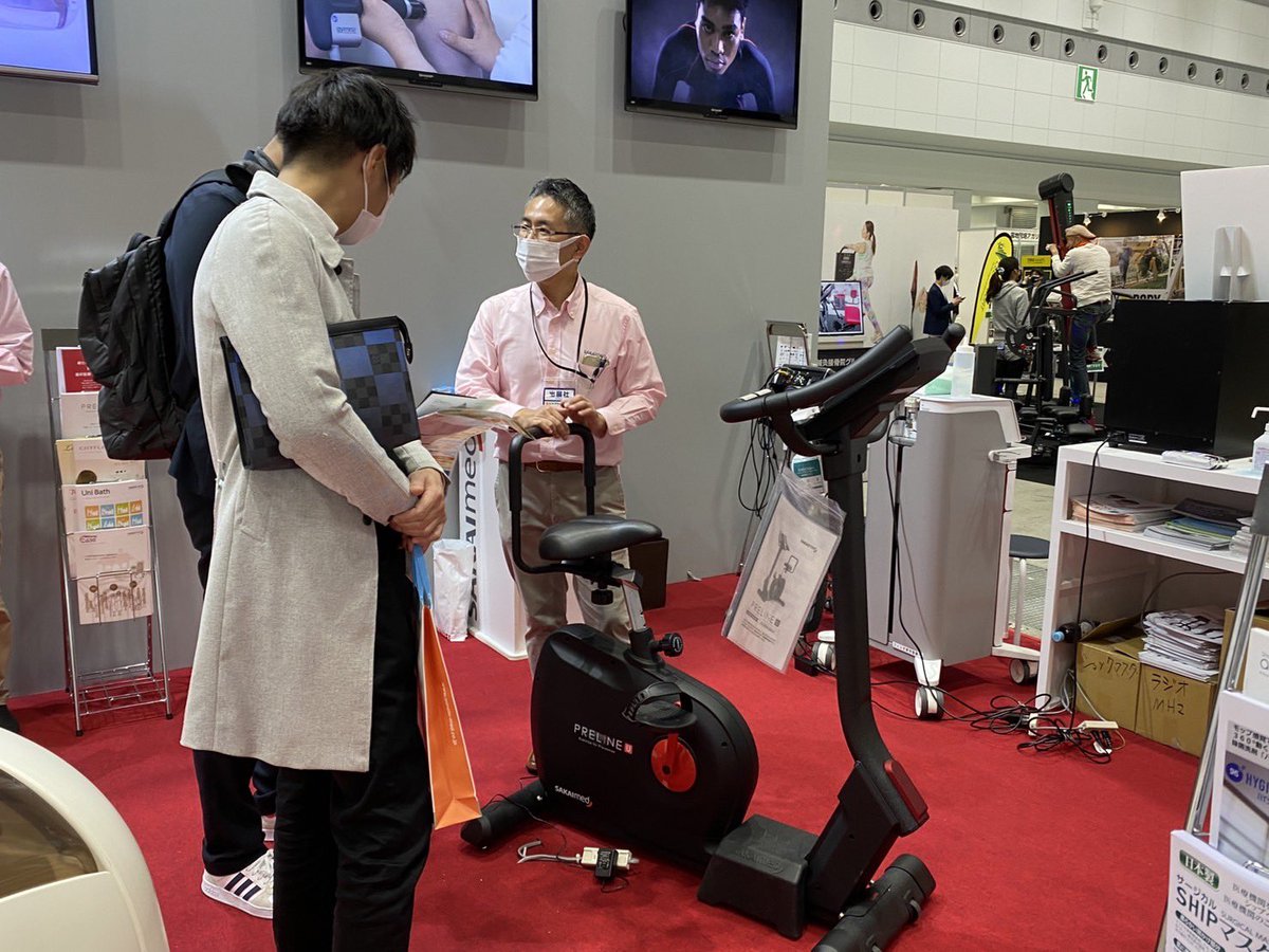 sakaimed_physio's tweet photo. #からだEXPO へのご来場、誠にありがとうございました😊
相変わらず展示すると人気の新製品「#PRELINE UとR」です。デモ機は出ずっぱりですが、是非お問合せください🙇♂️
https://t.co/Hj1X7O0n1H https://t.co/t41FGr6nnG