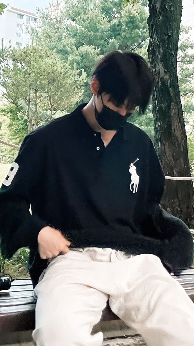 phat1402's tweet photo. ว่าจะไม่แล้วก็ขอหน่อยงับบ หมวกที่น้องลิดใส่คือแบรนด์ Polo Ralph Lauren มันแบบบังเอิ๊ญบังเอิญเป็นแบรนด์เดียวกับพี่โดยองที่ชอบใส่แบรนด์นี้เป็นชีวิตจิตใจเลยอะ เพราะฉะนั้นตอนนี้พี่โดยองไม่ได้มีแค่M150แล้วนะคะ ทุกคนเลิกล้อโมเม้นนั้นได้แล้วว https://t.co/uTTueJM5sB