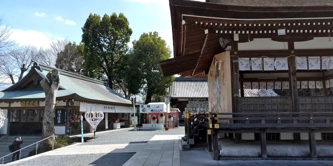 松尾大社→車折神社→大覚寺→嵐山駅までノルディックウォーキング 天気が良くて薄着でも汗をかくのに夕方は寒い。2万歩超えたしめちゃクタクタになりました。