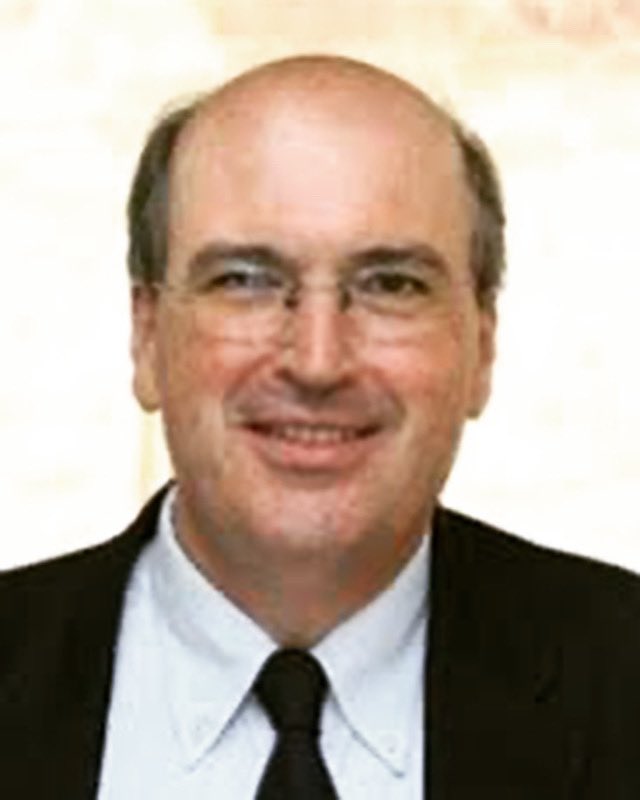 Mañana a las 12:30 cierra la campaña en nuestra, su, Facultad el candidato a rector José Ramón González