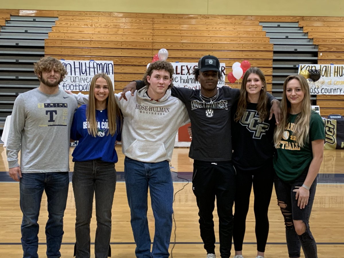 OspreyObserver's tweet photo. Newsome High School was well represented on National Signing Day with 6 student-athletes inking the dotted line to determine where they will go to college...Kendall Hughes...Bridget Johnson...Alex Spitzer...Sami Ness...Amiir Austin...Caden Huffman...

https://t.co/Y1geS6nA0J https://t.co/ZpeNYwByeC