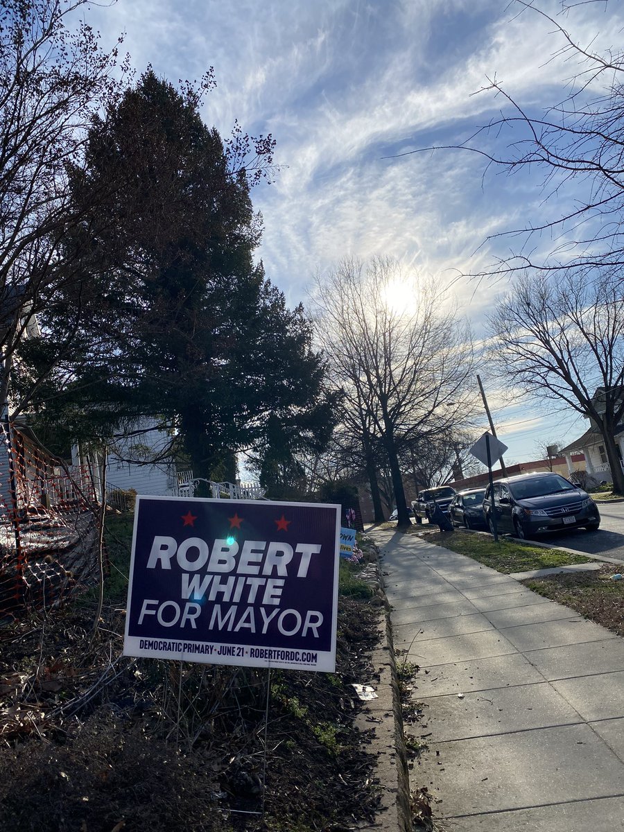 FLCT2018's tweet photo. @RobertWhite_DC 3.15.22…🎶🎵🎶 is Brookland in the House, without a doubt #biggie #Dcision #Election2022 https://t.co/J08SUl8ZGE