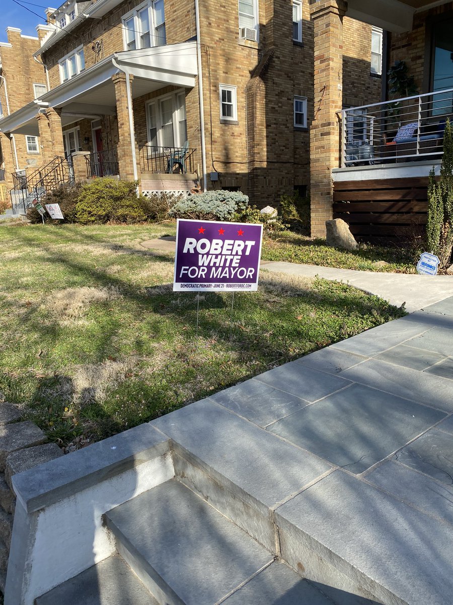 FLCT2018's tweet photo. @RobertWhite_DC 3.15.22…🎶🎵🎶 is Brookland in the House, without a doubt #biggie #Dcision #Election2022 https://t.co/J08SUl8ZGE