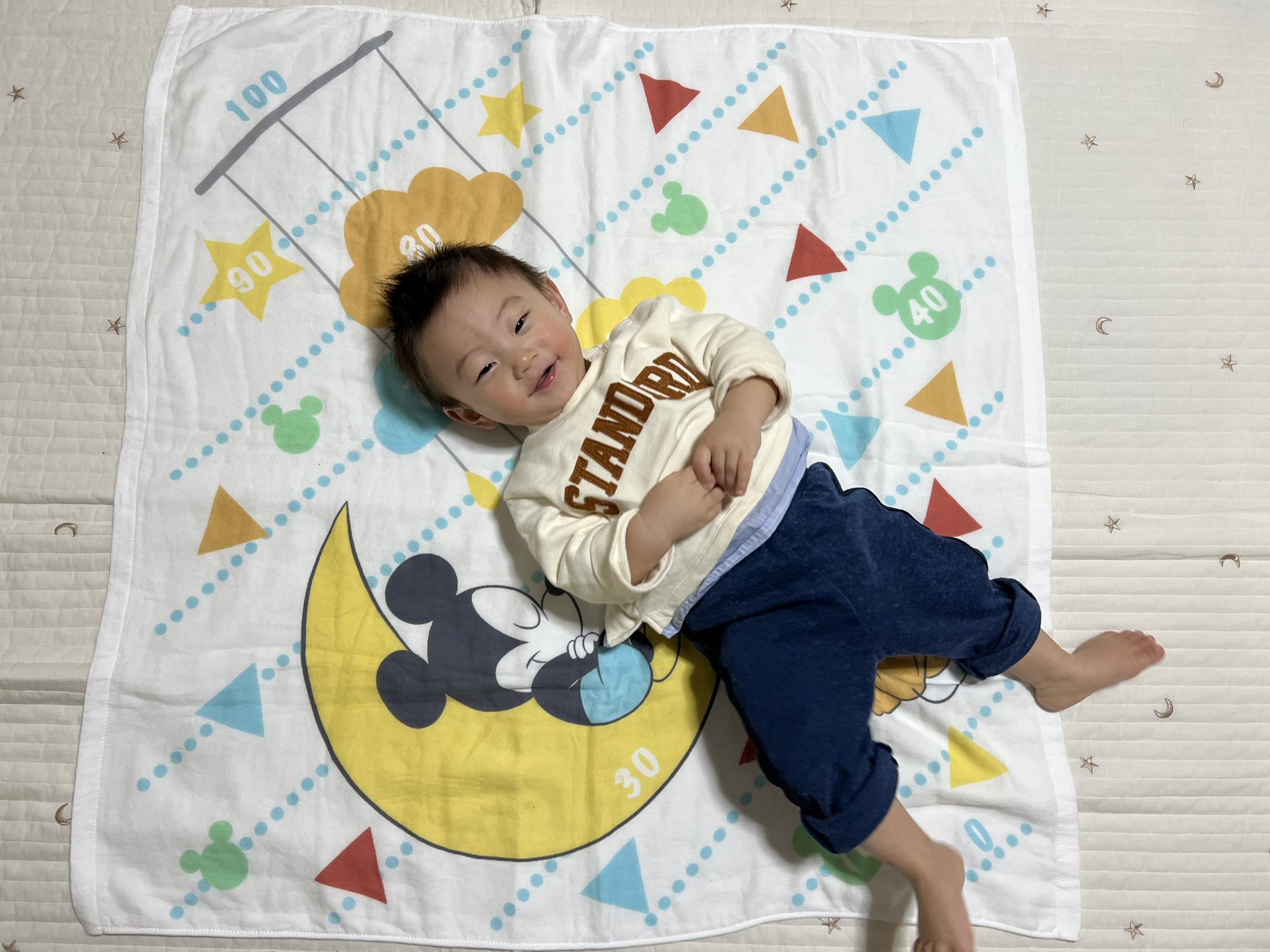あちょん 生後11ヶ月 生後11ヶ月 11ヶ月 11ヶ月ベビー ベビー べびちゃん Baby 男の子 Boy 男の子ベビー 男の子baby 赤ちゃん プレママ 初マタ ダッフィー 11ヶ月写真 写真 11ヶ月写真アート 写真アート 11ヶ月おめでとう おむつ