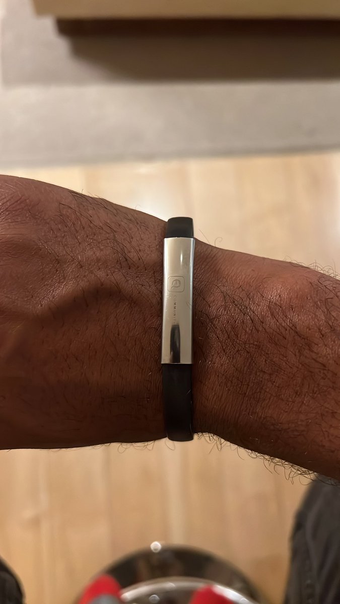 Marcussawyerr's tweet photo. Day 1 #EQconnect with @hr_transform random dinner with @EQMembers VIP🥇@EQMembers official experiences start today #Executives #Diversity #SuperPowers don’t forget your wrist bands! https://t.co/m6yQjpME8o