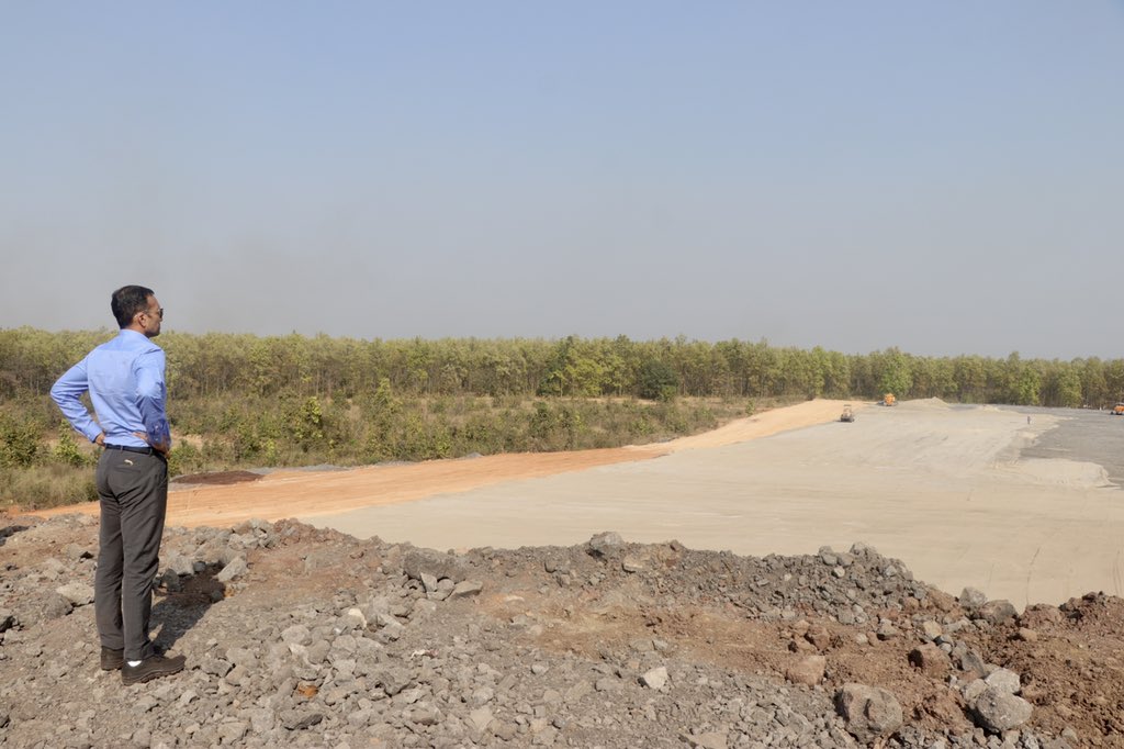 JindalSteel_In's tweet photo. On the ground, with the team, Chairman @MPNaveenJindal reviewing operations and progress at @JSPLCorporate Angul, Odisha. https://t.co/l14ZarZG5T