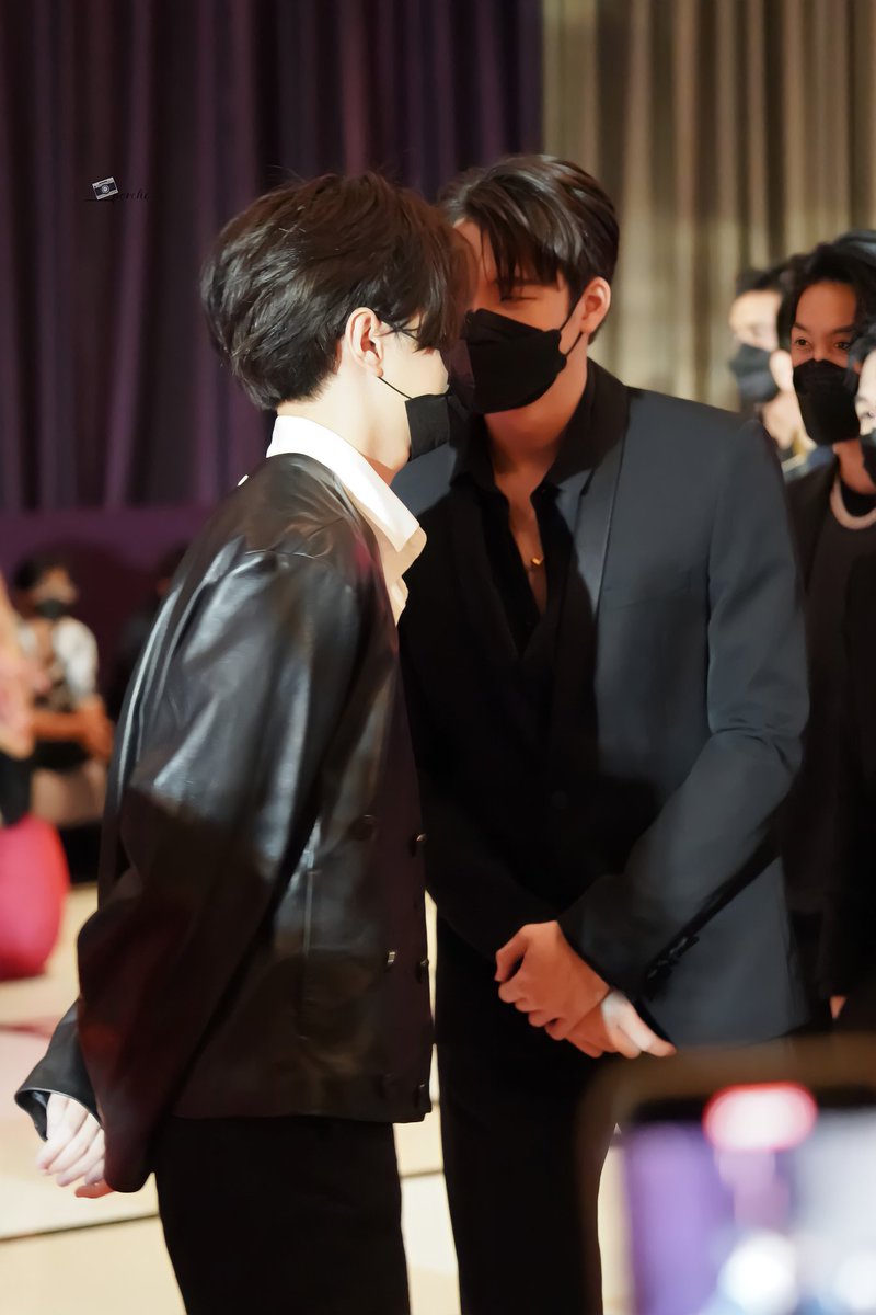 porche1807's tweet photo. 🌚🌝
#พี่นาค3
#MeanPhiravich
#คนของแปลน
#2wish https://t.co/w8niWULBk1