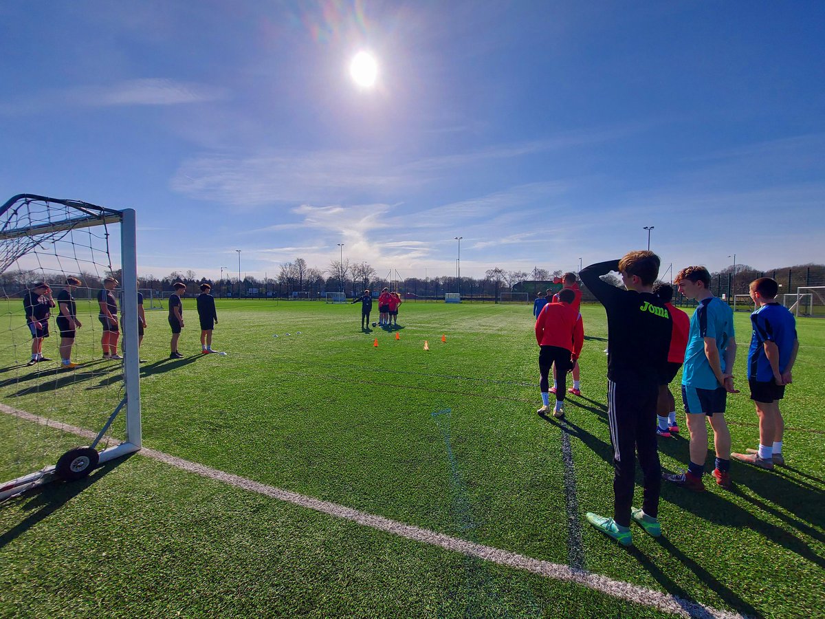 OAOpenAcademy's tweet photo. A beautiful day for Y11 trials for our @sheringhamfc football course. Let's go boys! https://t.co/0OMSNS8EXW