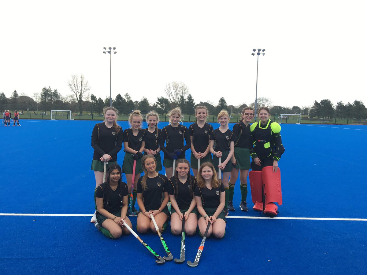 Well done to the U14 girls hockey team who put up a good fight against two very strong schools -  <a href="/GlantafPEMerch/">Merched Glantaf</a> and <a href="/ChristColBrecon/">Christ College</a> today at the National Finals. Great achievement to get this far 💪  <a href="/BryntirionComp/">BryntirionComp</a> <a href="/HockeyWales/">Hoci Cymru</a>