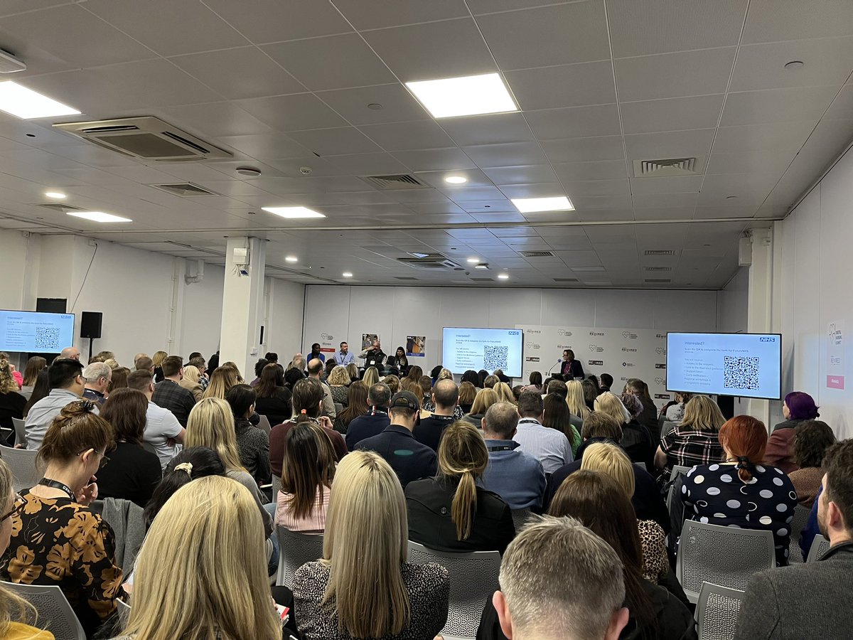 Khoosh 💙 tweet media