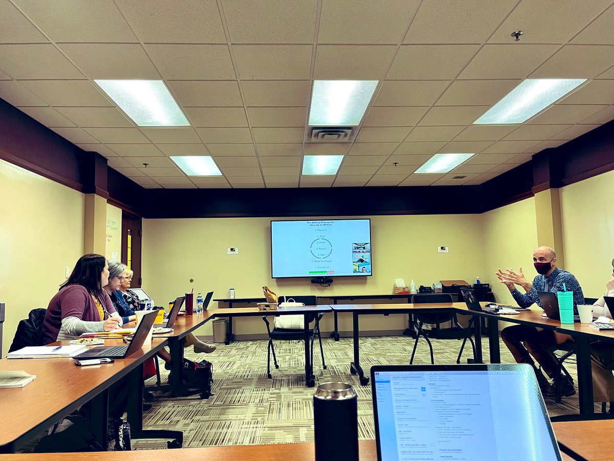 wemlet's tweet photo. Great to collaborate with secondary coaches (in person!) about language and writing with Miguel Antunes! #stepuptowriting #writingrevolution @SDoLancaster @educ8orSmith https://t.co/ZGWg1HAIBp