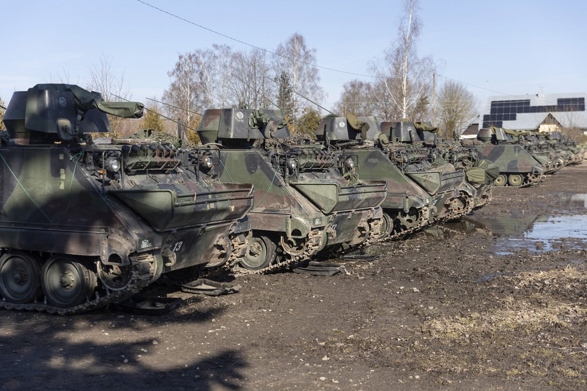 LTU_ArmedForces's tweet photo. #LAF🇱🇹 exercises #UnitedResponse in South #Lithuania aimed at maintaining high readiness of 🇱🇹Rapid Reaction Force and operating in changed environment to respond any security threat.
#WellTrainedAndReady
#WeAreNATO https://t.co/xf0G8wd0lu