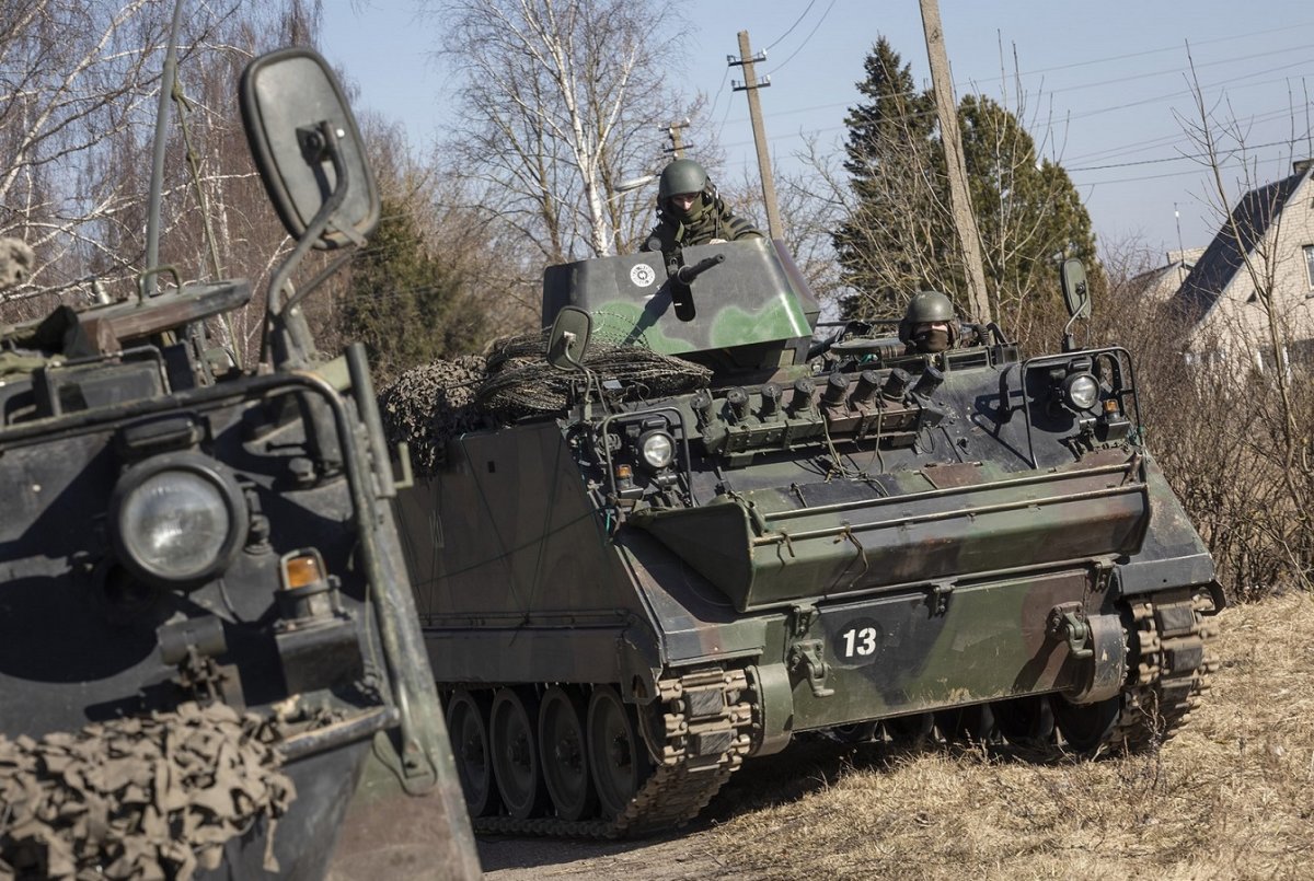LTU_ArmedForces's tweet photo. #LAF🇱🇹 exercises #UnitedResponse in South #Lithuania aimed at maintaining high readiness of 🇱🇹Rapid Reaction Force and operating in changed environment to respond any security threat.
#WellTrainedAndReady
#WeAreNATO https://t.co/xf0G8wd0lu