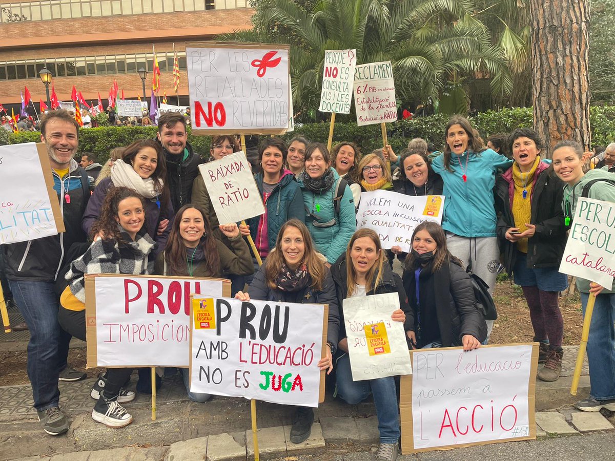 eugenicastano's tweet photo. Fent pinya! #OrgullDeCompanyes https://t.co/v4O0DuvbpR