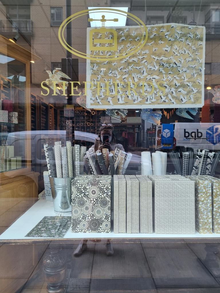stillyersmith's tweet photo. A day in the life of a #pettycashbuyer. Paper buying @shepherdsldn, Book buying @fostersbookshop and ofc Pastel de Nata buying @TAMPCOFFEE https://t.co/nKUuzoRykJ