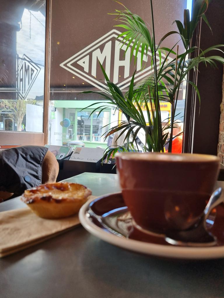 stillyersmith's tweet photo. A day in the life of a #pettycashbuyer. Paper buying @shepherdsldn, Book buying @fostersbookshop and ofc Pastel de Nata buying @TAMPCOFFEE https://t.co/nKUuzoRykJ