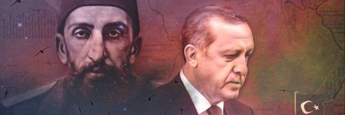 Kim bu iki yavşaklar?
İkiside maymuna benziyorlar.