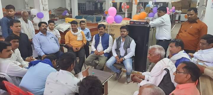 शोषित वंचित समाज को नई दिशा देने वाले साहब काशीराम जी की जयंती पर भिंड क्षेत्र प्रोग्रामों में शामिल हुआ व्यापार और रोजगार के मुख्य पहलुओं पर चर्चा की
<a href="/BhimArmyChief/">Chandra Shekhar Aazad</a> <a href="/Bhimarmy_BEM/">भीम आर्मी भारत एकता मिशन</a> <a href="/OBCARMYCHIEF/">Mahendra Singh Lodhi</a> <a href="/Jitendrajeetul1/">OBC-Jitendra(jeetu)lodhi</a>
