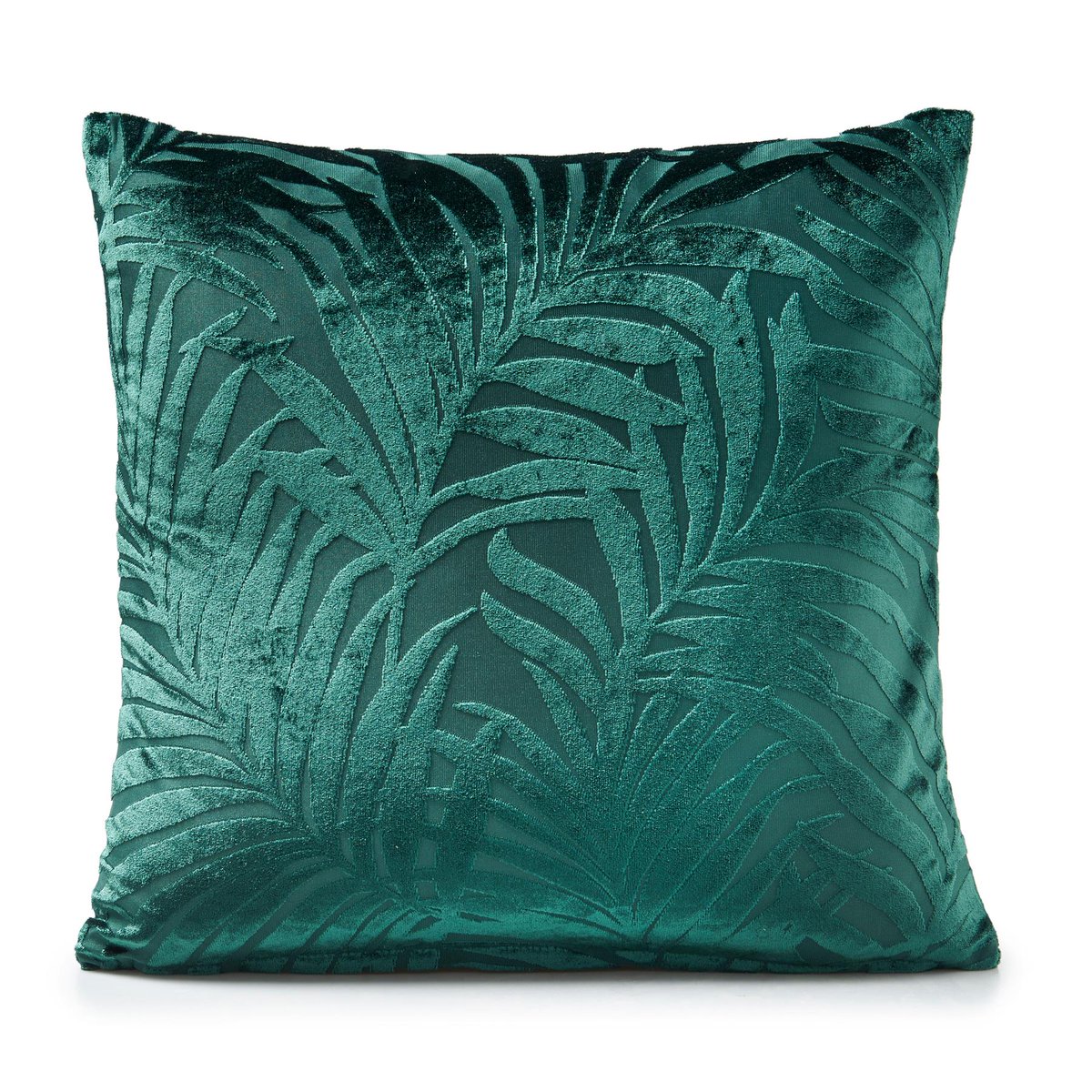 HomeAndMoreUK's tweet image. The Kew Green velvet cushion features a Fern Leaf design in cut velvet to both sides. Finished with a zip fastening.
bit.ly/3wajwkg
#Cushions #VelvetCushions #FernLeaf #Sofa #Chair #LivingRoom
