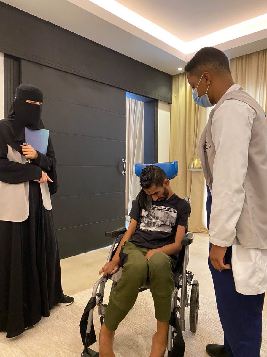 ALDERBYSHOW's tweet photo. اللهم اشفِ #خالد_الزيلعي وارحم ضعفه وقلة حيلته وأفرح أهله وذويه بشفائه العاجل

#الديربي https://t.co/fOFiUtX3Mj