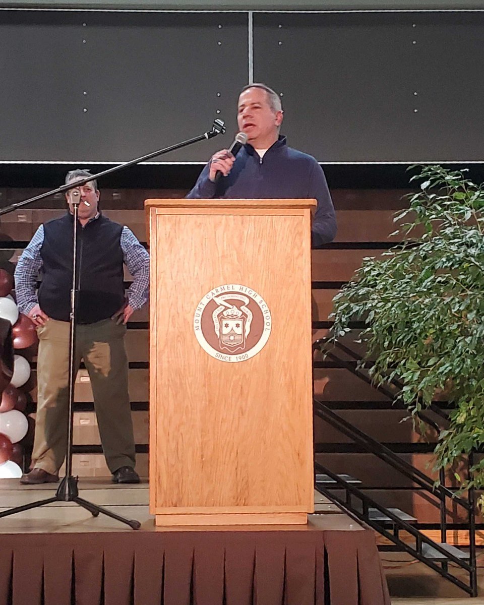 DoADoubleGood's tweet photo. Our team member David Lenti was honored at @mountcarmelhs Night of Champions for his contributions to the school during his 37-year career. He helped transform the campus in various roles. Congrats, Coach! #WEAREMC #wearedoublegood https://t.co/0tPFhMiuDR