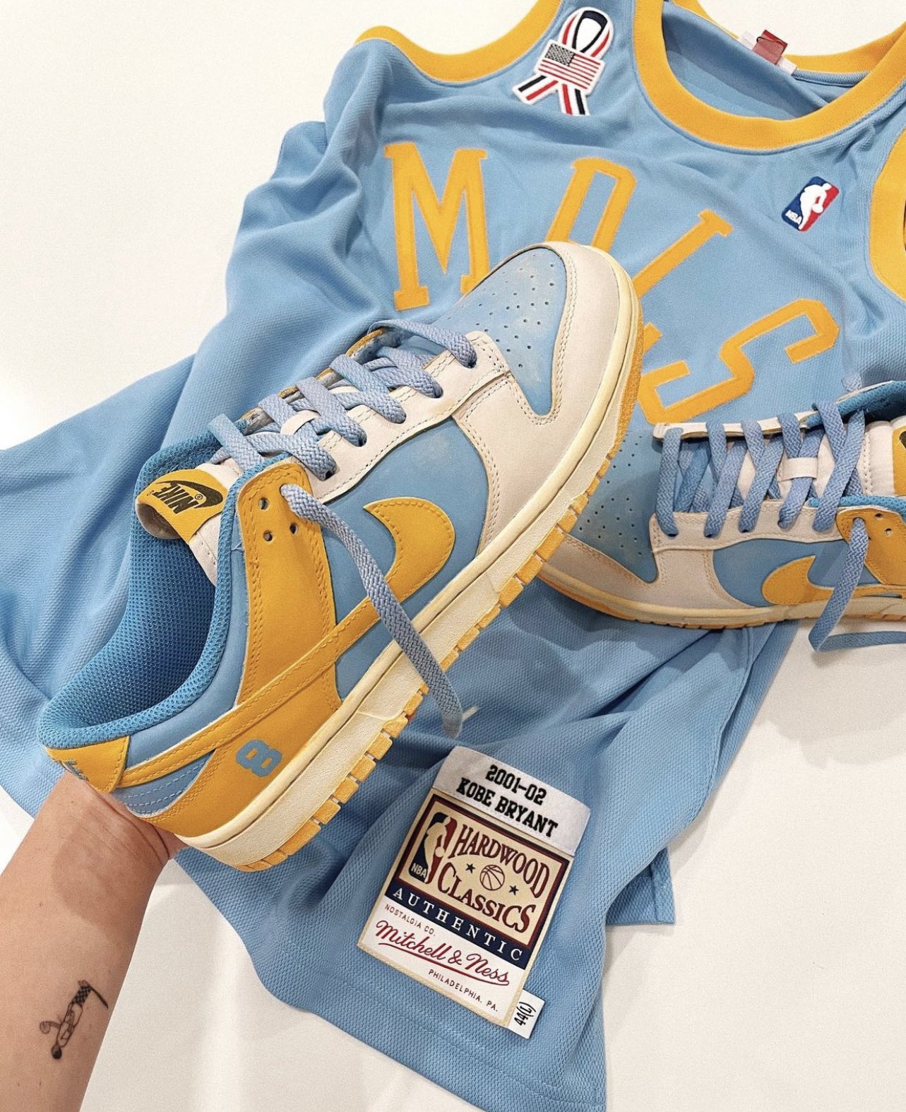 JustFreshKicks on X: Kobe x Nike Dunk Low “Minneapolis Lakers” customs  💙💛  / X