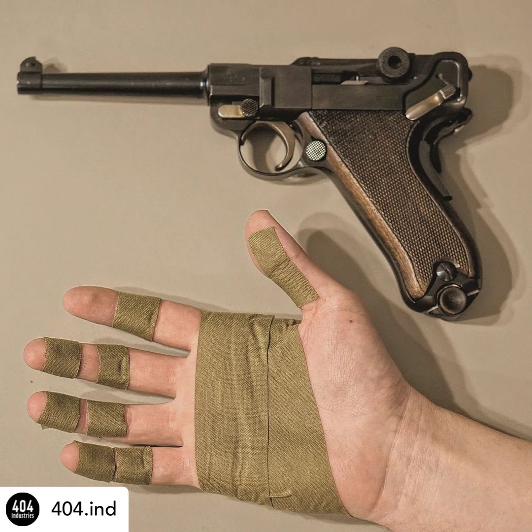 AmmunitionDepot's tweet photo. When you want some extra grip but are unwilling to tape up your nice gun:
Originally shared on Instagram by 404.ind
#luger #swiss #goon #goontape #raidresponsibly #wearenotthesame #gripandrip https://t.co/eWWxkqkdvj